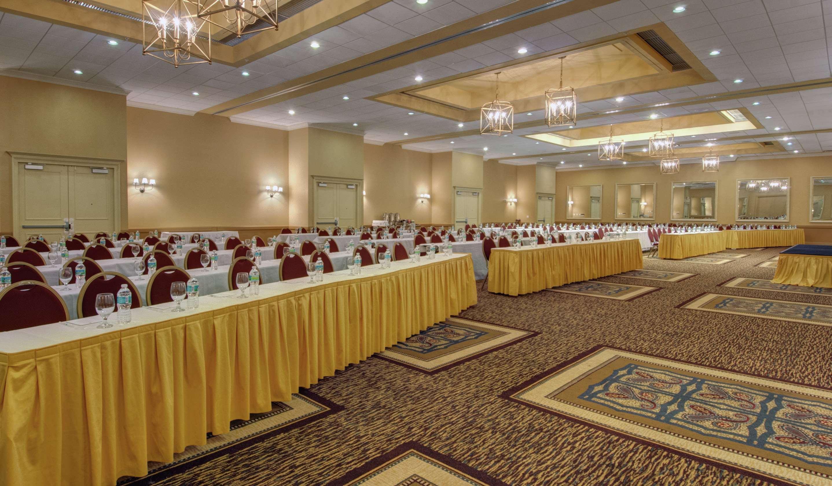 Embassy Suites By Hilton West Palm Beach Central Perniagaan gambar